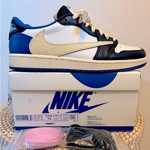 Jordan 1 low TS x Fragment- Travis Scott Sz 10